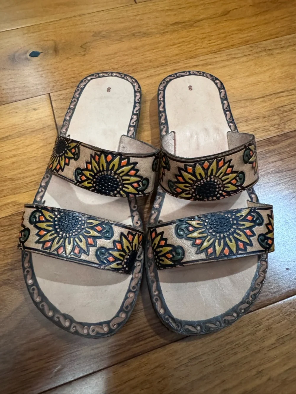 Sunflower-Embellished Leather Slide Sandals - Tan/Multicolor- size 3